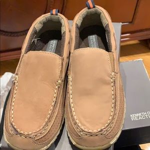 Boys Kenneth Cole reaction loafers